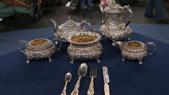 Antique Silverware Appraisal Near Me: Know What's the Current price of Silver Flatware